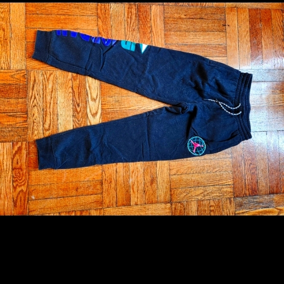 Jordan Sweats - Picture 1 of 11